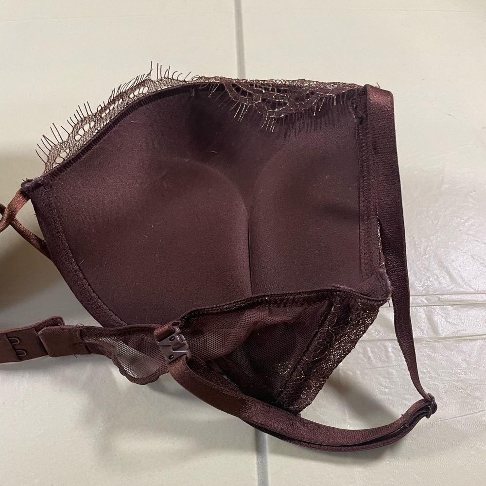 Victoria's Secret Deep Brown Lace Bra - Picture 10 of 15